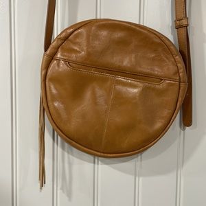 HOBO Women's Union Round Crossbody Bag